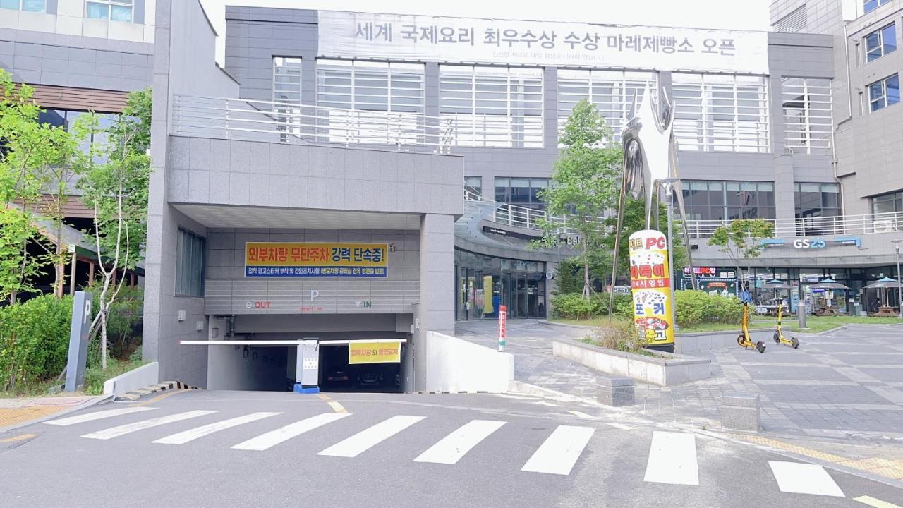 Shine Hotel Incheon Extérieur photo